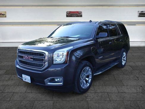 Used 2015 GMC Yukon SLE w/ Convenience Package RWD image 3