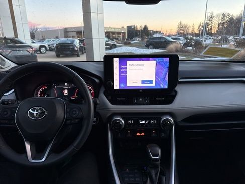 Used 2023 Toyota RAV4 XLE Premium image 37