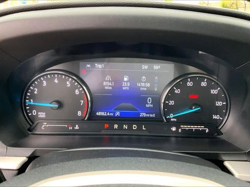 Used 2023 Ford Explorer XLT image 25