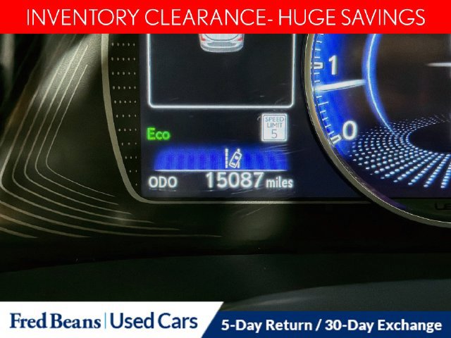 Used 2024 Lexus ES 350 w/ Premium Package FWD image 16