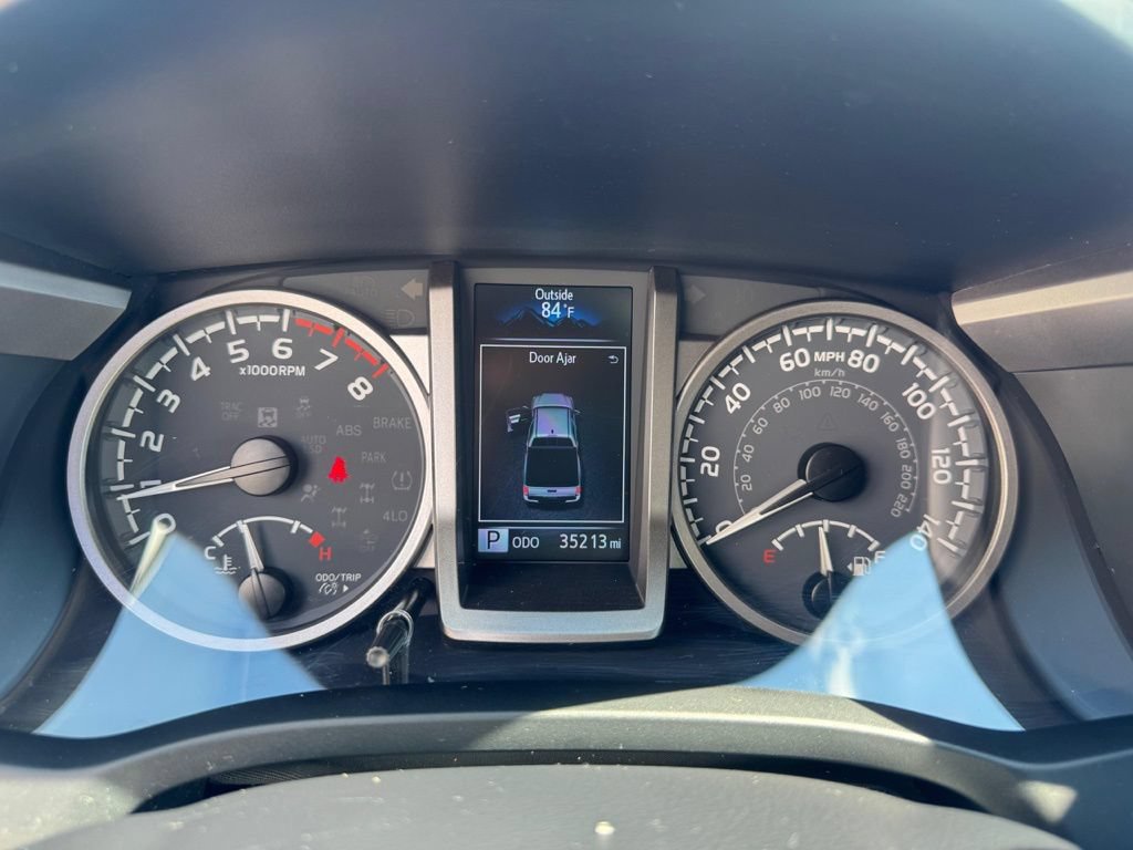 Used 2023 Toyota Tacoma SR5 AWD/4WD image 26