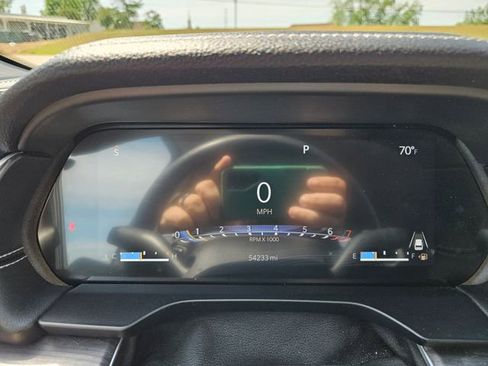 Used 2023 Jeep Grand Cherokee L Limited image 15