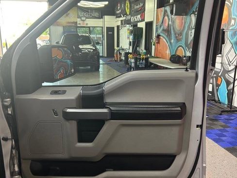 Used 2019 Ford F150 XLT image 17