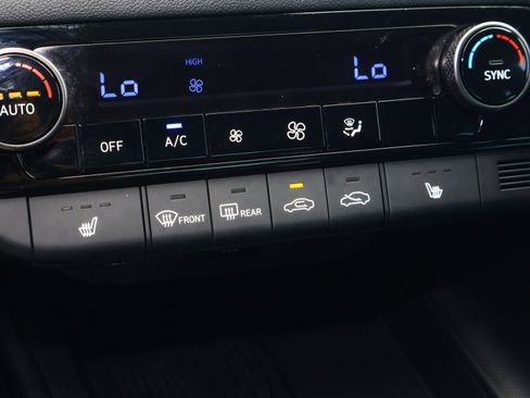 Used 2026 Hyundai Elantra SEL Sport Premium FWD image 22