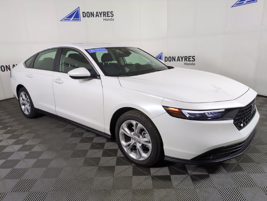 Certified 2025 Honda Accord LX image 12
