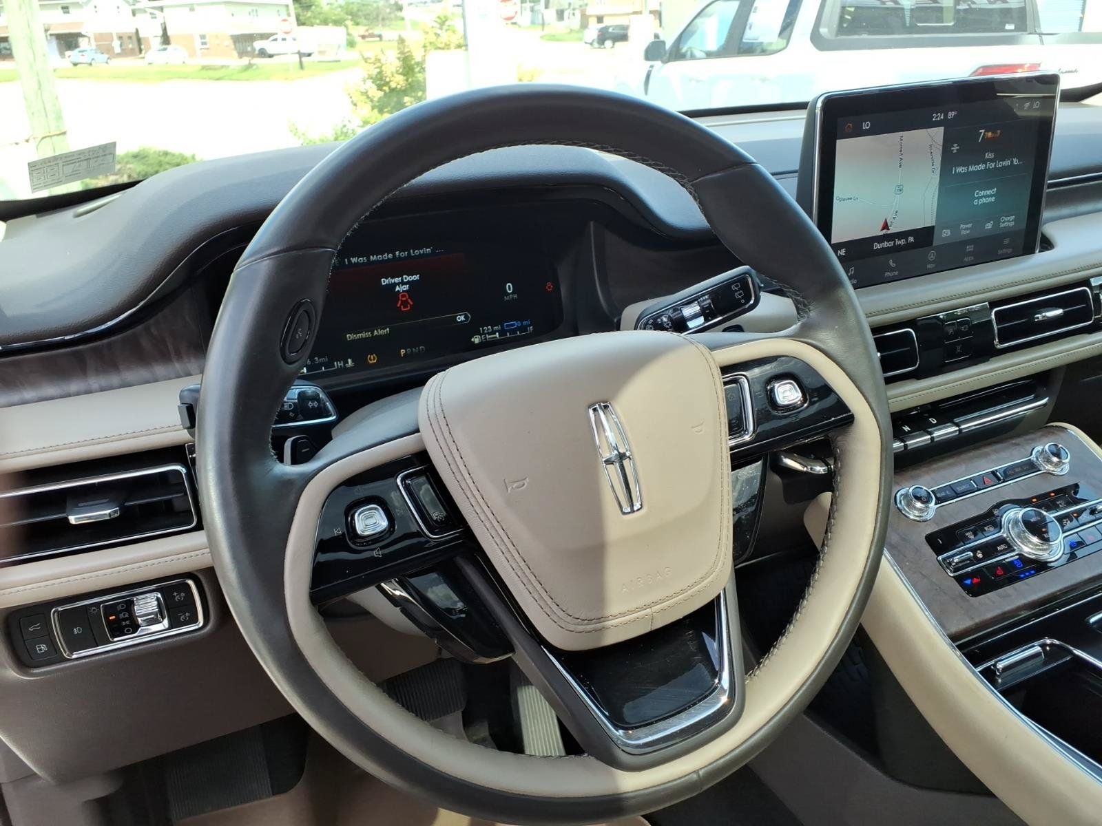 Used 2020 Lincoln Aviator Grand Touring w/ Equipment Group 302A AWD/4WD image 6