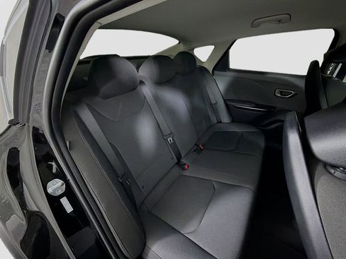 Used 2025 Kia K4 LX image 26