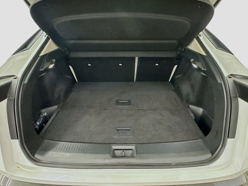 Used 2024 Nissan Ariya AWD image 30