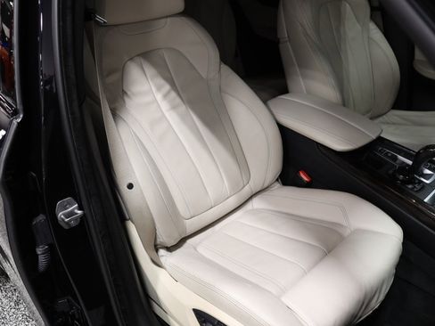 Used 2014 BMW X5 xDrive50i image 46