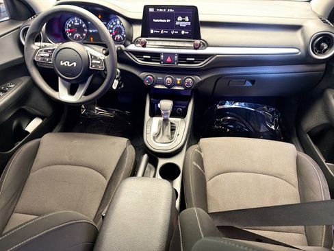 Used 2022 Kia Forte Sedan image 12