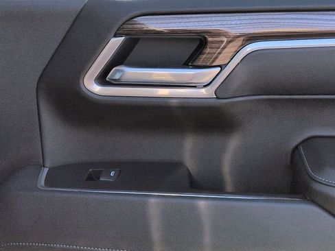 Used 2025 Chevrolet Silverado 1500 RST AWD/4WD image 33