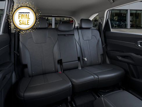 New 2025 Kia Sorento S image 17