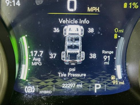 Used 2024 Jeep Wrangler Unlimited w/ Convenience Group AWD/4WD image 19