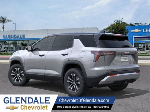 New 2026 Chevrolet Equinox LT image 3