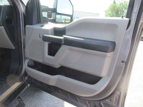 Used 2022 Ford F350 XL w/ Power Equipment Group AWD/4WD image 22