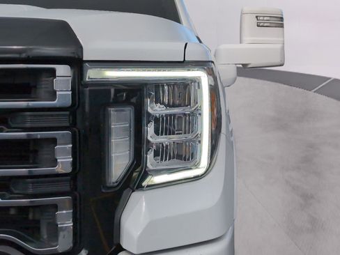 Used 2023 GMC Sierra 3500 AT4 w/ AT4 Preferred Package image 11