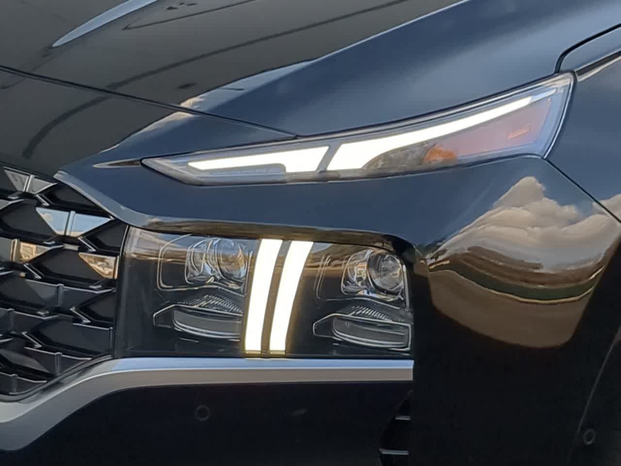 Used 2023 Hyundai Santa Fe Calligraphy FWD image 11