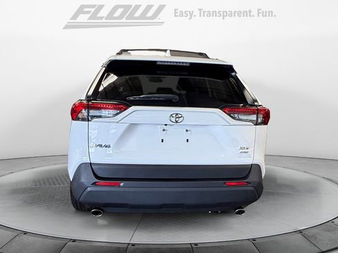 Used 2020 Toyota RAV4 XLE w/ All Weather Liner Package image 8