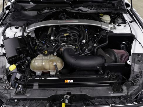 Used 2017 Ford Mustang Shelby GT350 w/ Electronics Package RWD image 25