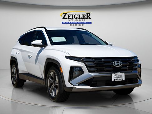Certified 2026 Hyundai Tucson SEL Plus FWD image 1