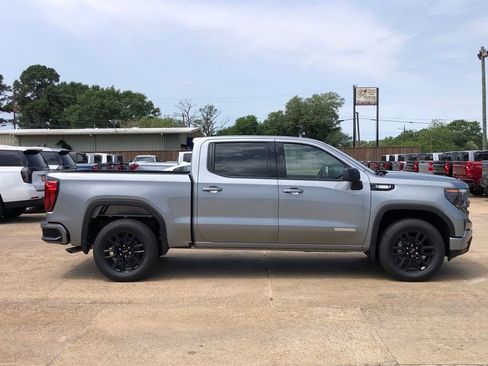 New 2025 GMC Sierra 1500 Elevation image 9