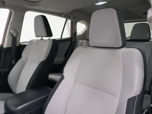 Used 2017 Toyota RAV4 XLE w/ Plus Special Value Package FWD image 11