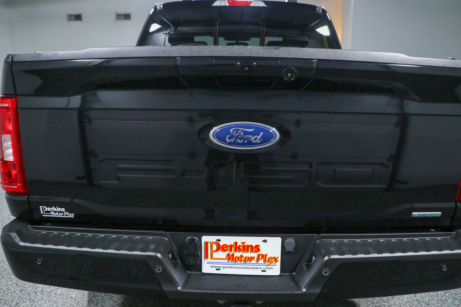 Used 2023 Ford F150 XLT w/ Equipment Group 302A High AWD/4WD image 9