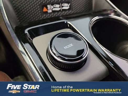 New 2026 Chevrolet Equinox RS w/ Convenience Package III FWD image 28