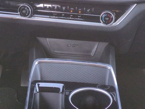 Certified 2025 Chevrolet Equinox LT image 20