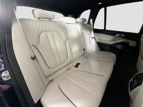 New 2026 BMW X5 xDrive40i AWD/4WD image 26