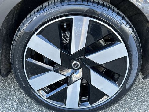 Used 2024 Volvo S60 T8 Plus w/ Climate Package image 11