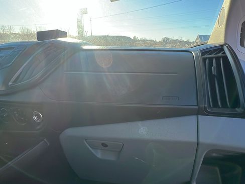 Used 2019 Ford Transit 250 148 Medium Roof image 13