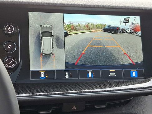 Certified 2022 Buick Envision Essence w/ Technology Package I image 21