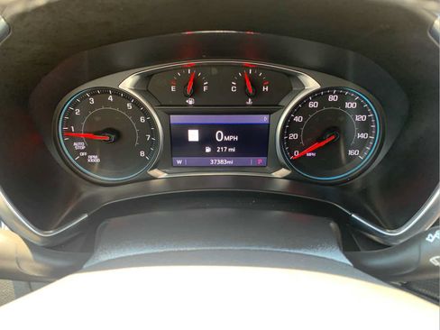 Used 2022 Chevrolet Equinox Premier FWD image 28