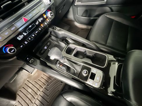 Used 2022 Kia Telluride S image 26