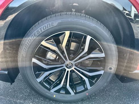 New 2026 Toyota Crown Signia image 18