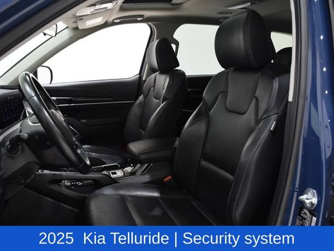 Used 2025 Kia Telluride S AWD/4WD image 21