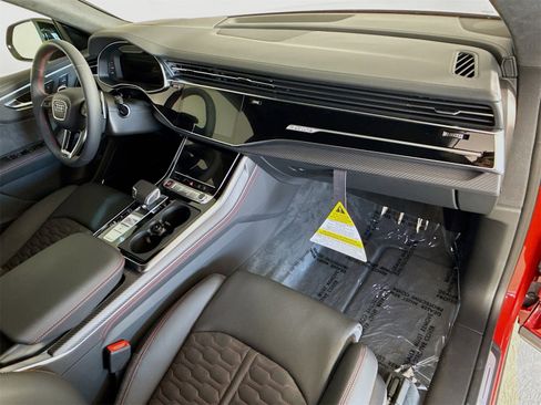 New 2025 Audi RS Q8 performance image 31