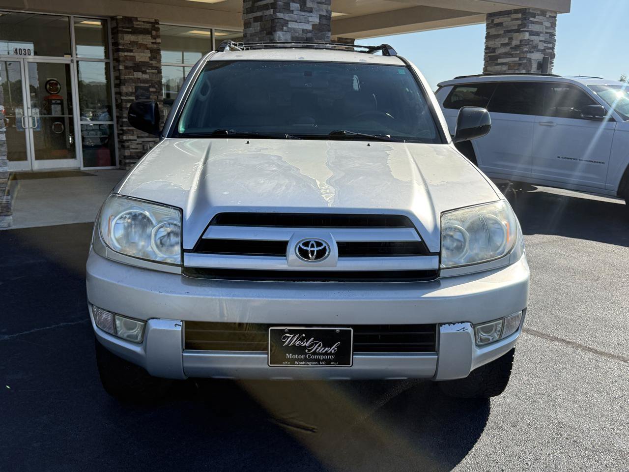 Used 2004 Toyota 4Runner SR5 RWD image 7