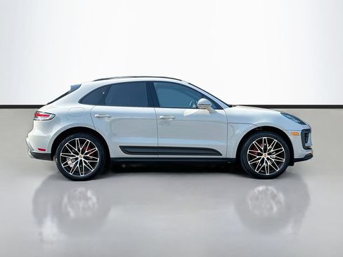 Certified 2024 Porsche Macan S AWD/4WD image 8