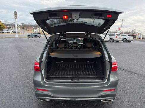 Used 2017 Mercedes-Benz GLC 300 4MATIC image 18