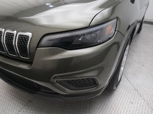 Used 2019 Jeep Cherokee Sport w/ Cold Weather Group image 22