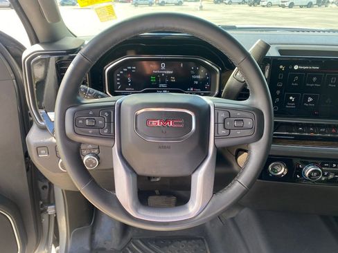 Used 2023 GMC Sierra 1500 SLE AWD/4WD image 19