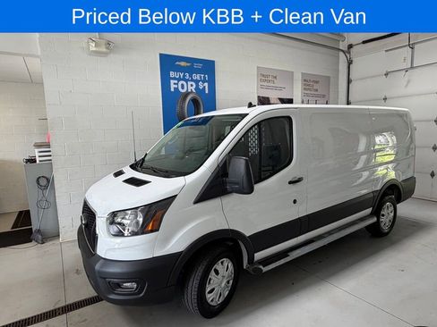 Used 2025 Ford Transit 250 Low Roof w/ Exterior Upgrade Package RWD image 4