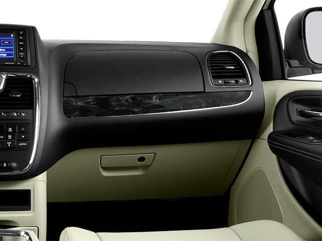 Used 2012 Chrysler Town & Country Touring w/ Entertainment Group #1 FWD image 12