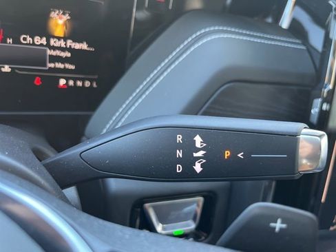 Used 2025 GMC Yukon XL AT4 Ultimate w/ LPO, AT4 Appearance Package image 25