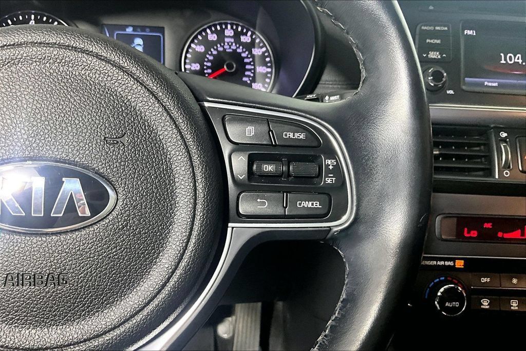 Used 2016 Kia Optima EX FWD image 19