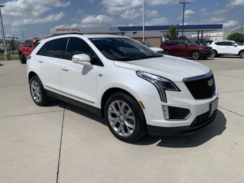 Used 2021 Cadillac XT5 Sportv image 4