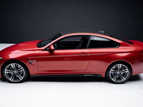 Used 2018 BMW M4 Coupe image 17