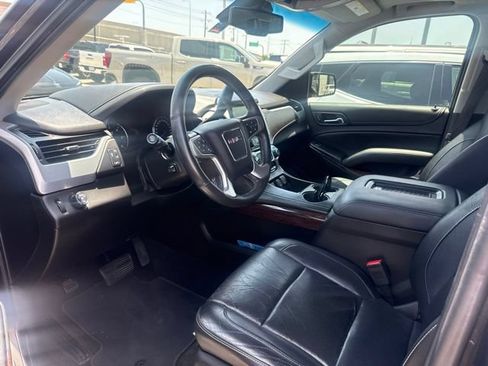 Used 2017 GMC Yukon SLT w/ Open Road Package RWD image 5